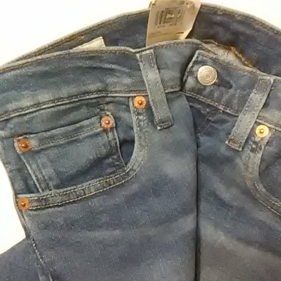 Levi's Jeans - Picture 5 of 6